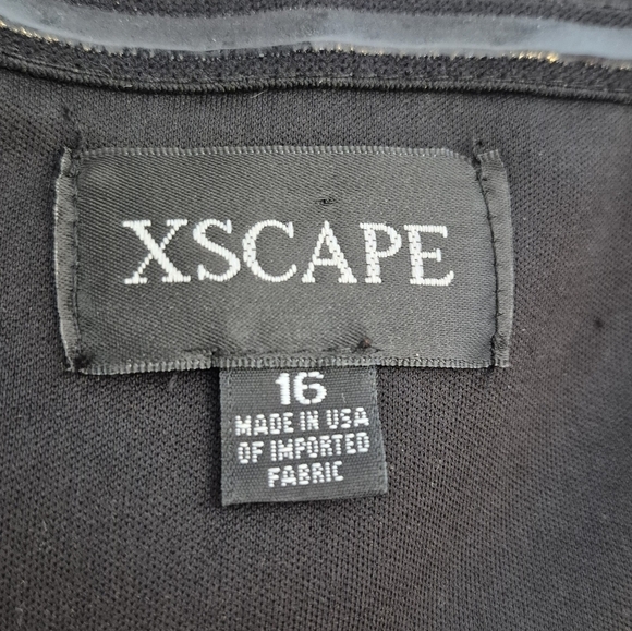 Xscape Off The Shoulder Sweetheart Neckline Lacey Sleeve Formal Dress - Size 16 - Picture 13 of 16